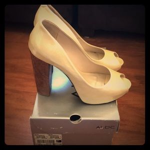 ALDO COPACABANA PEEP TOE PUMPS
